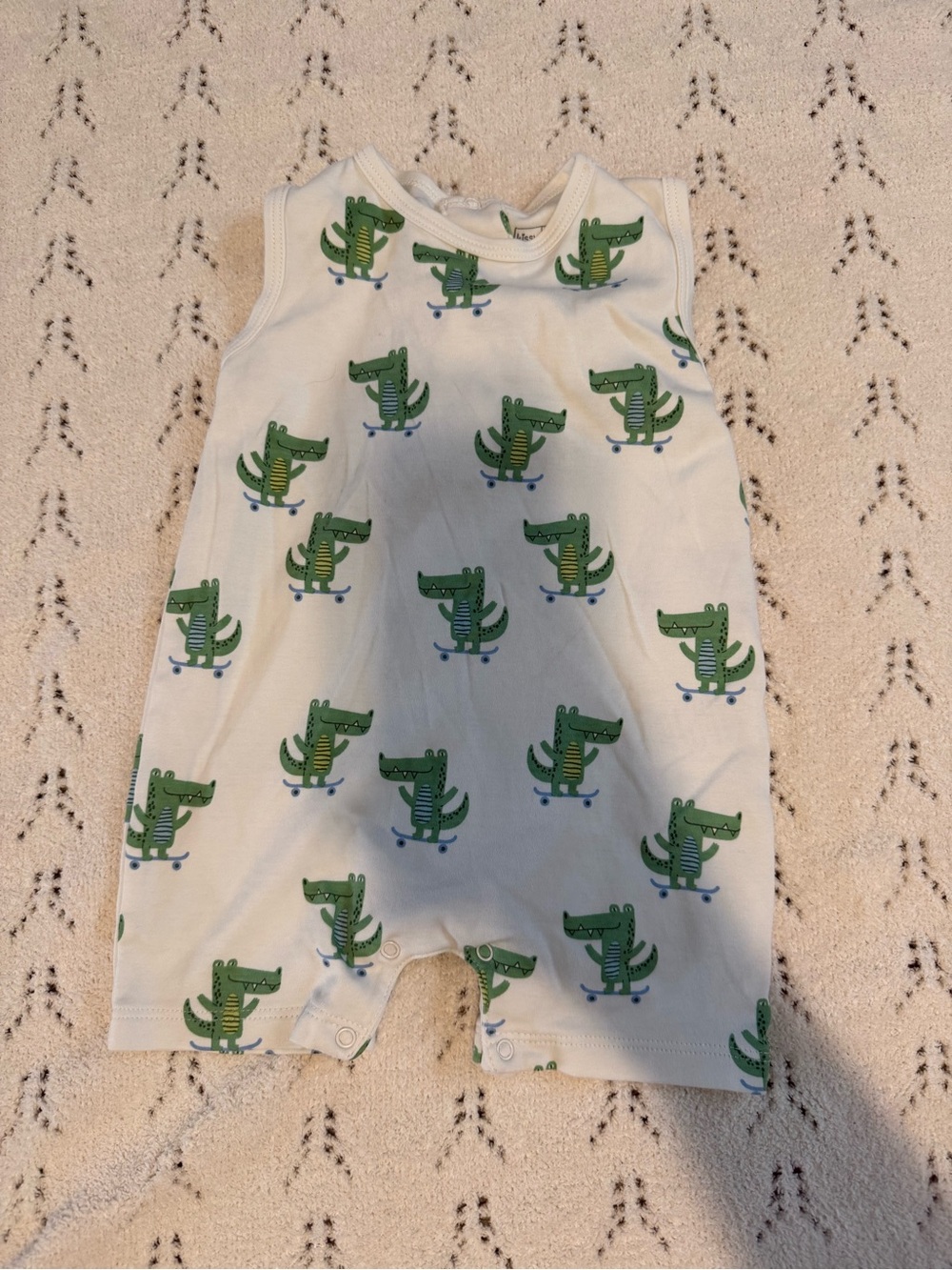Kissy Kissy / Kissy Love Alligator Skateboard Romper 9M Pima Cotton